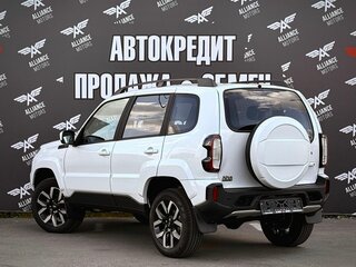 2026 Lada (ВАЗ) Niva Travel I Рестайлинг, белый, 1884000 рублей, вид 5