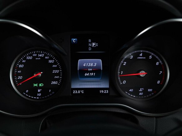 2014 Mercedes-Benz C-Класс 180 IV (W205), белый - вид 20