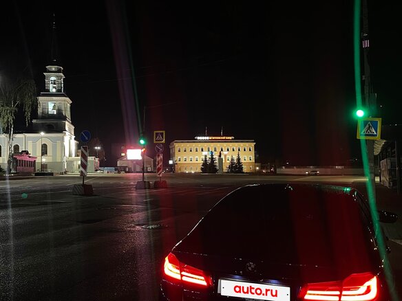 2018 BMW 5 серии 520d xDrive VII (G30/G31/G38), синий, 3100000 рублей - вид 8