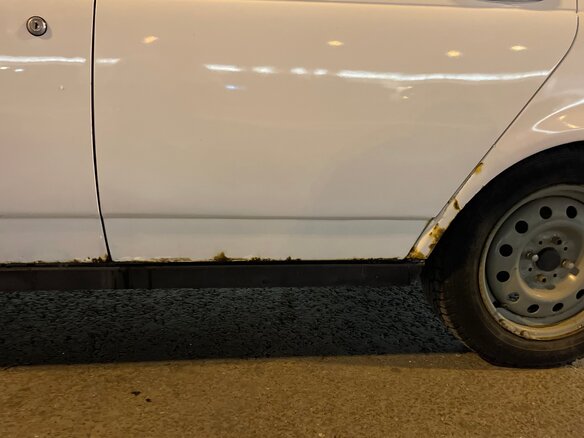 2011 Lada (ВАЗ) Priora I, белый, 320000 рублей - вид 7