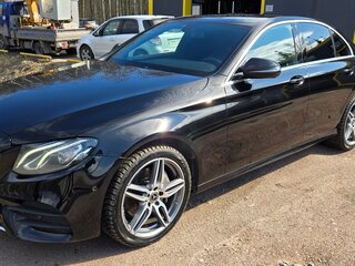 2019 Mercedes-Benz E-Класс 200 V (W213, S213, C238), чёрный, 3750000 рублей, вид 4