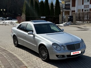 2008 Mercedes-Benz E-Класс 280 III (W211, S211) Рестайлинг, чёрный, 1300000 рублей, вид 1