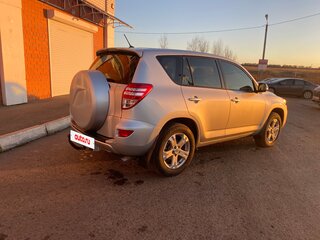 2011 Toyota RAV4 III (XA30) Рестайлинг, серебристый, 1100000 рублей, вид 5