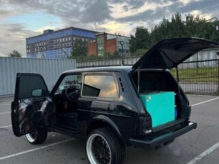 2019 Lada (ВАЗ) 2121 (4x4) I Рестайлинг (2020), чёрный, 750000 рублей, вид 4
