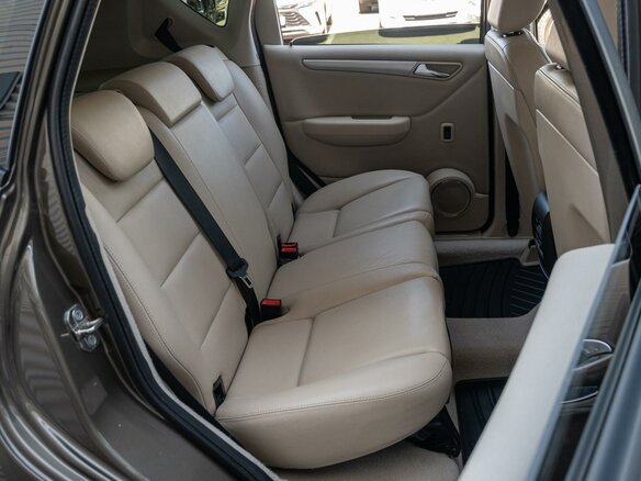 2011 Mercedes-Benz A-Класс 180 II (W169) Рестайлинг, коричневый, 999000 рублей - вид 6