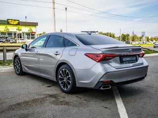 2022 Toyota Avalon V Рестайлинг, серый, 3148000 рублей, вид 5