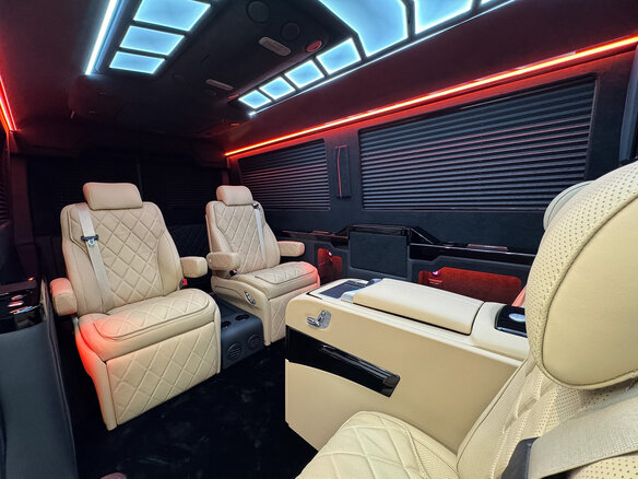 2026 Mercedes-Benz Sprinter, чёрный, 27990000 рублей - вид 24