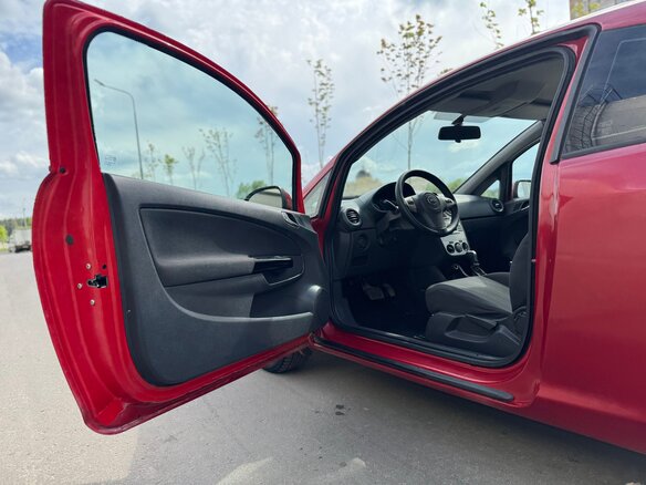 2008 Opel Corsa D, красный, 380000 рублей - вид 12