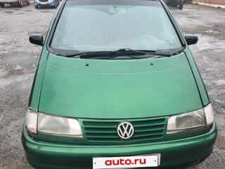 1999 Volkswagen Sharan I, зелёный, 345000 рублей, вид 1