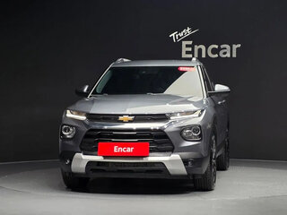 2022 Chevrolet TrailBlazer III, серый, 1737000 рублей, вид 2