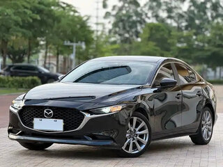 2023 Mazda 3 Axela IV (BP), чёрный, 1650000 рублей, вид 1