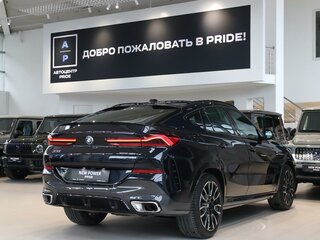 2023 BMW X6 40i III (G06) Рестайлинг, чёрный, 11500000 рублей, вид 4