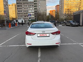 2014 Hyundai Elantra V (MD) Рестайлинг, белый, 830000 рублей, вид 4