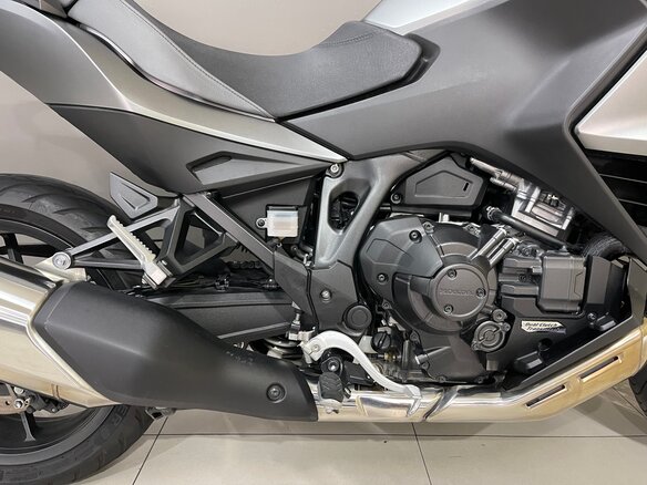 2022 Honda NT1100, серый, 1330000 рублей - вид 18