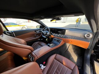 2017 Mercedes-Benz E-Класс 400 V (W213, S213, C238), чёрный, 3680000 рублей, вид 4