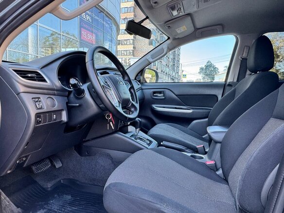 2021 Mitsubishi L200 V Рестайлинг, серый, 3149000 рублей - вид 8