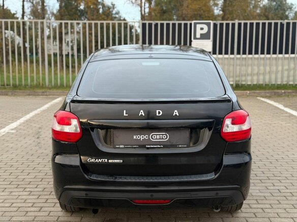 2022 Lada (ВАЗ) Granta I Рестайлинг, чёрный, 720000 рублей - вид 4