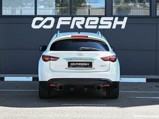2017 Infiniti QX70, белый, 2047000 рублей, вид 4