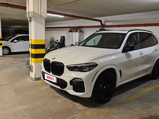 2020 BMW X5 40i IV (G05/G18), белый, 4720000 рублей, вид 2