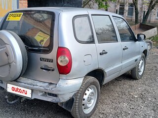 2006 Chevrolet Niva I, серебристый, 275000 рублей, вид 3