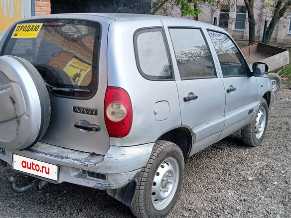 2006 Chevrolet Niva I, серебристый, 275000 рублей - вид 2