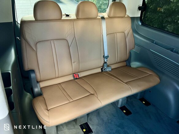 2025 Hyundai Staria I, белый, 9890000 рублей - вид 9