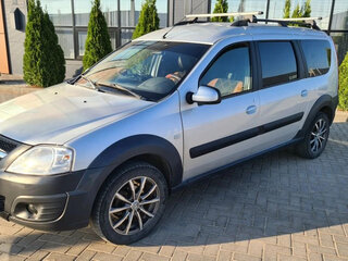 2015 Lada (ВАЗ) Largus Cross I, серебристый, 780000 рублей, вид 1