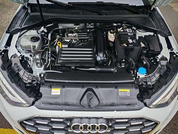 2023 Audi A3 Sportback 35 TFSI IV (8Y), белый, 1958000 рублей - вид 14