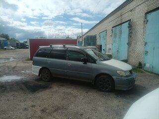 1999 Nissan Presage I, серый, 320000 рублей, вид 2