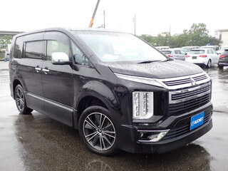 2019 Mitsubishi Delica D:5 I Рестайлинг, чёрный, 3105000 рублей, вид 3