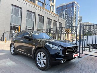 2016 Infiniti QX70, чёрный, 2100000 рублей, вид 1