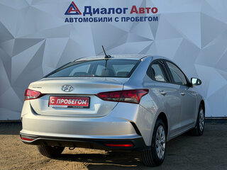 2021 Hyundai Solaris II Рестайлинг, серый, 1820000 рублей, вид 5