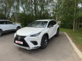2017 Lexus NX 300 I Рестайлинг, белый, 2650000 рублей, вид 4
