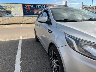 2012 Kia Rio 5-speed III, серебристый, 720000 рублей, вид 5