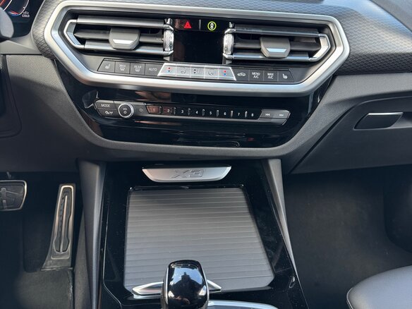 2022 BMW X3 20d xDrive III (G01) Рестайлинг, синий - вид 19