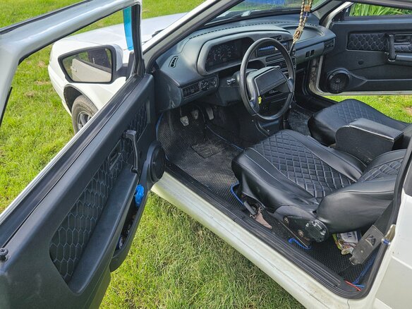 2011 Lada (ВАЗ) 2113, белый, 210000 рублей - вид 5