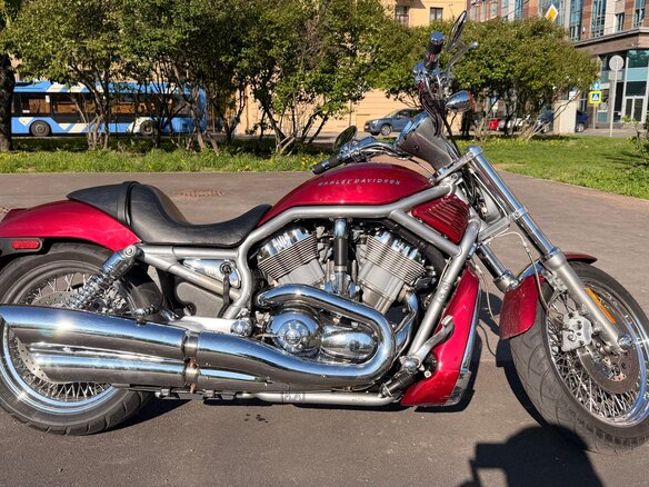 2003 Harley-Davidson V-Rod, красный, 800000 рублей - вид 3