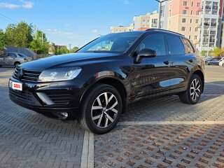 2018 Volkswagen Touareg II Рестайлинг, чёрный, 3150000 рублей, вид 1