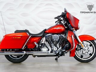 2011 Harley-Davidson Street Glide, красный, 1127000 рублей, вид 1