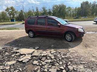 2016 Lada (ВАЗ) Largus I, красный, 699999 рублей, вид 3