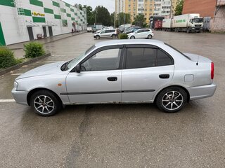 2006 Hyundai Accent ТагАЗ II, серебристый, 190000 рублей, вид 3
