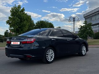 2015 Toyota Camry VII (XV50) Рестайлинг, чёрный, 1825000 рублей, вид 5
