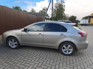 2008 Mitsubishi Lancer X, бежевый, 750000 рублей, вид 2