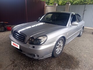 2005 Hyundai Sonata ТагАЗ IV (EF) Рестайлинг, серебристый, 300000 рублей, вид 2