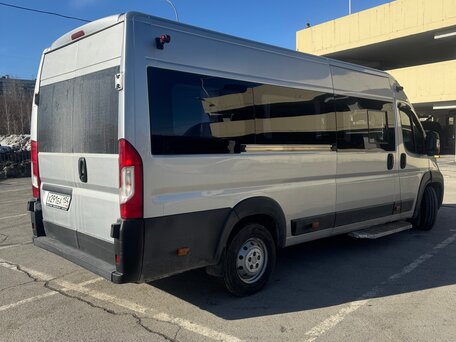 2021 Peugeot Boxer, серый, 3200000 рублей, вид 4