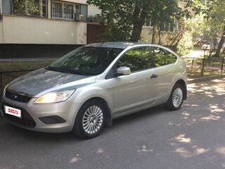 2010 Ford Focus II Рестайлинг, серебристый, 444000 рублей, вид 1