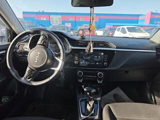 2021 Kia Rio X IV Рестайлинг, серый, 1760000 рублей, вид 5