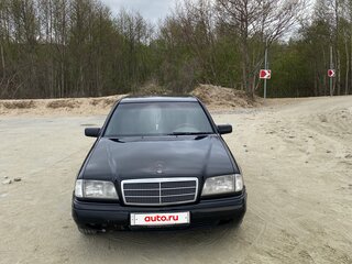 1996 Mercedes-Benz C-Класс 180 I (W202), чёрный, 320000 рублей, вид 1