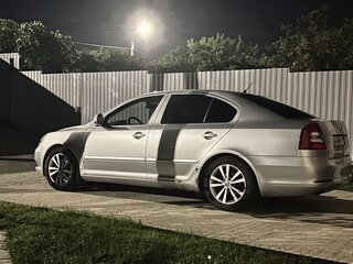 2012 Skoda Octavia II (A5) Рестайлинг, серый, 670000 рублей, вид 1