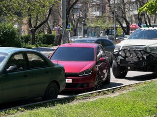 2009 Volkswagen Golf VI, красный, 1400000 рублей, вид 3